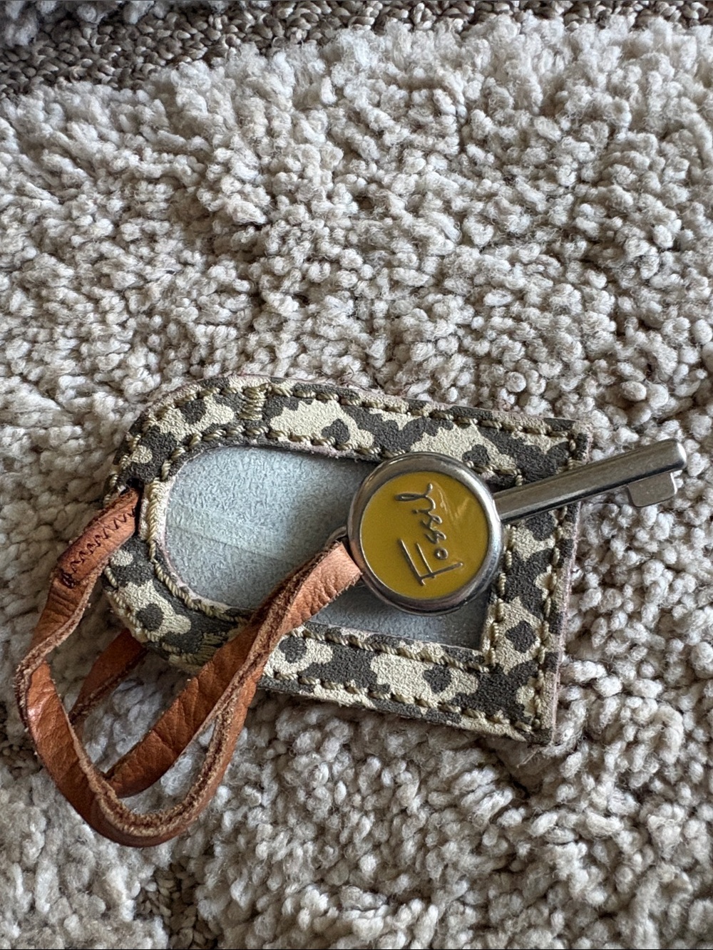Fossil canvas bag with key - Picture 2 of 10